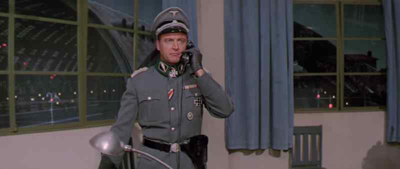 Col. Gorts here. Get me the Luftwaffe Commander. Luftwaffe!