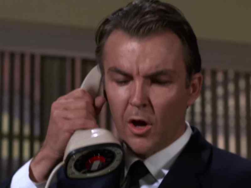 Colonel Kellerman, yes? - They are leaving