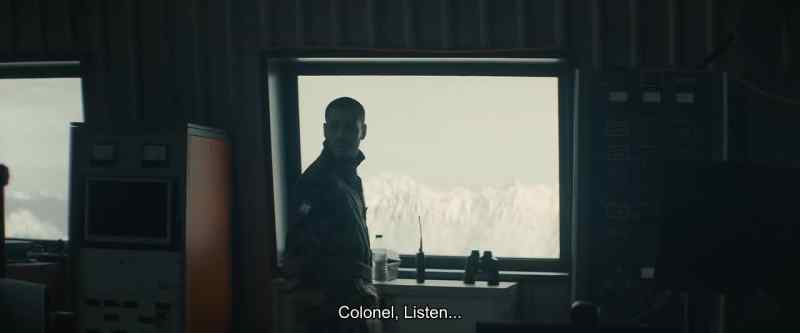 Colonel, Listen