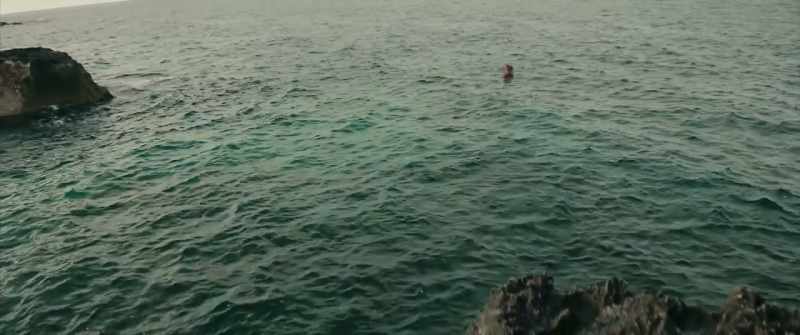 Come here. damn you. - I can not swim