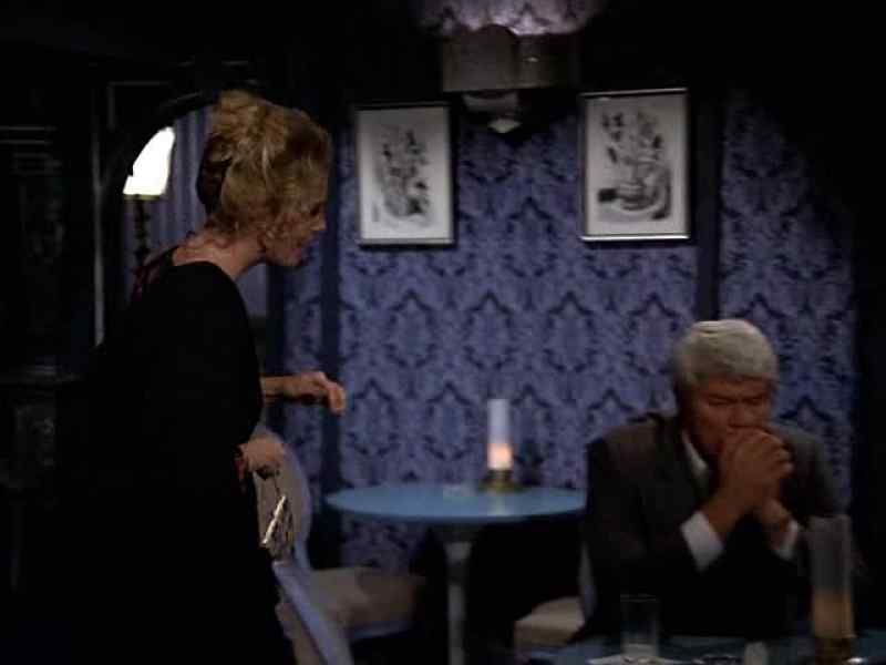 Come on, my car's out back. - Yeah