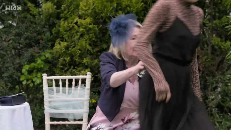 Come on, Erin! My arse, 