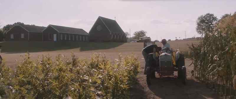 Come on, get it hooked up. Ain't you a farmer by now?