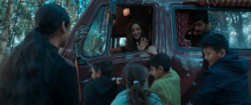 Come on, go home. Bye. -Bye. Bye