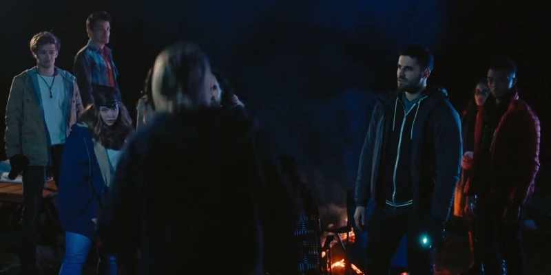 Come on, guys, it's dark, it's scary, it's time to shoot, let's go!