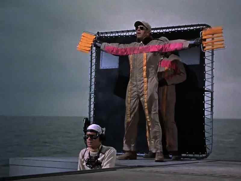 Come on, keep your nose up so your hook will catch. That's it