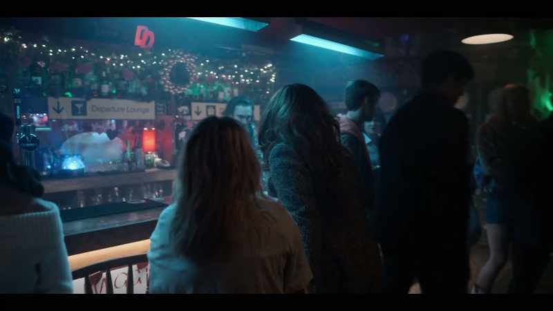 Come on, look, look, look, look. Custom cocktails