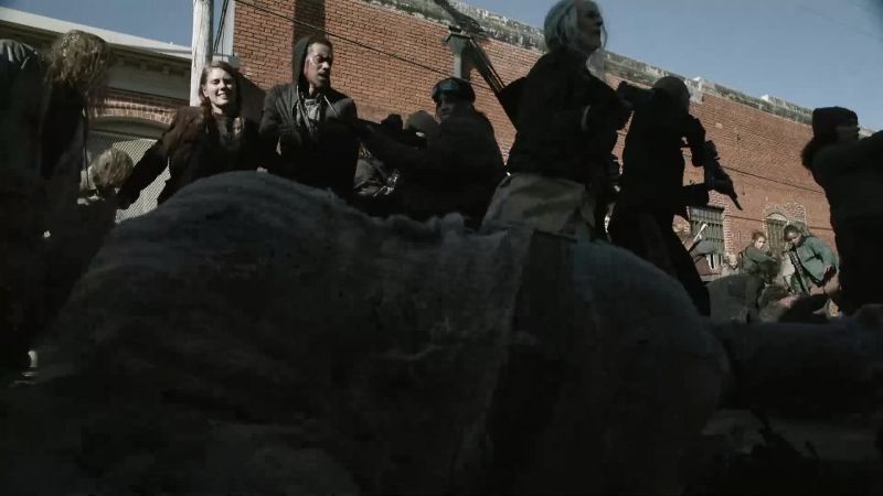 Come on, move! Move!