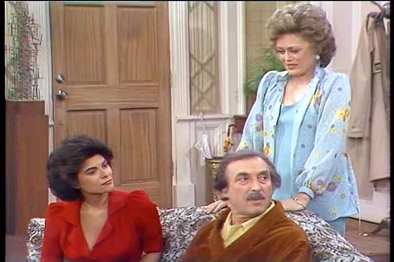 Come on, Mrs. Naugatuck. - Hey, Arthur, what about me?