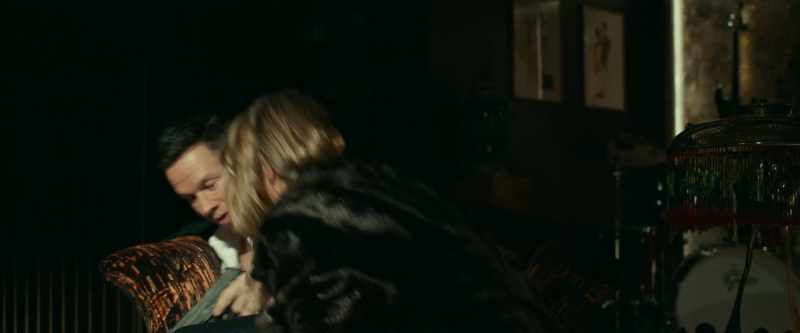 Come on. We gotta go. [grunts]
