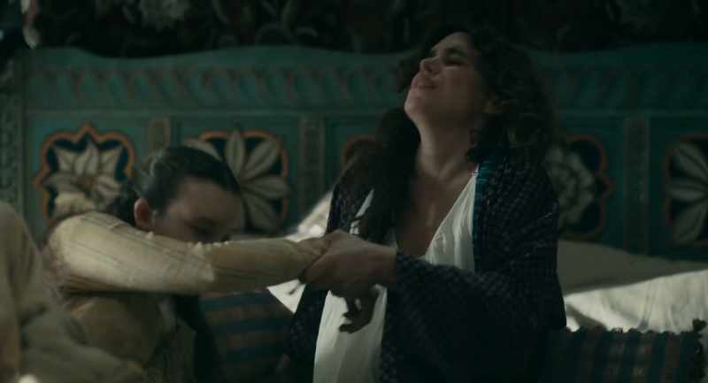 Come and rest with your weary mother