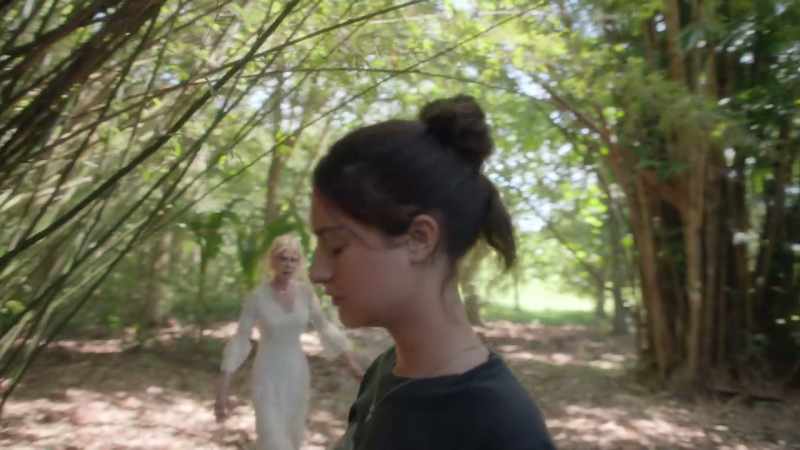 Come, Zoe. Meditating is the best way