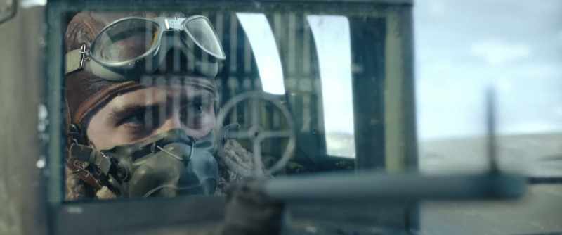 Command pilot to tail. How we looking back there?