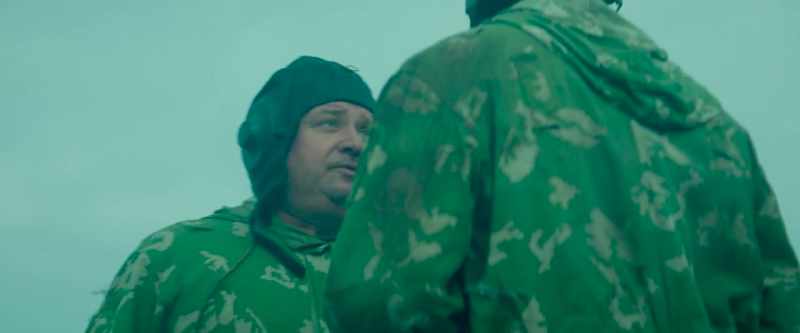 Commander, Guzanov has a compound fracture!
