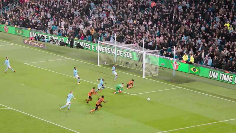 [commentator] Drives it through to Costa, he's on side for Wolves