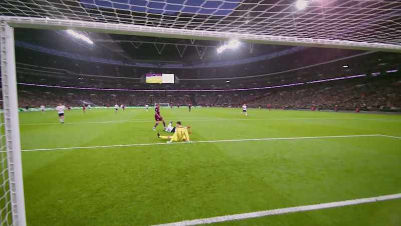 [commentator] Gabriel Jesus converts clinically