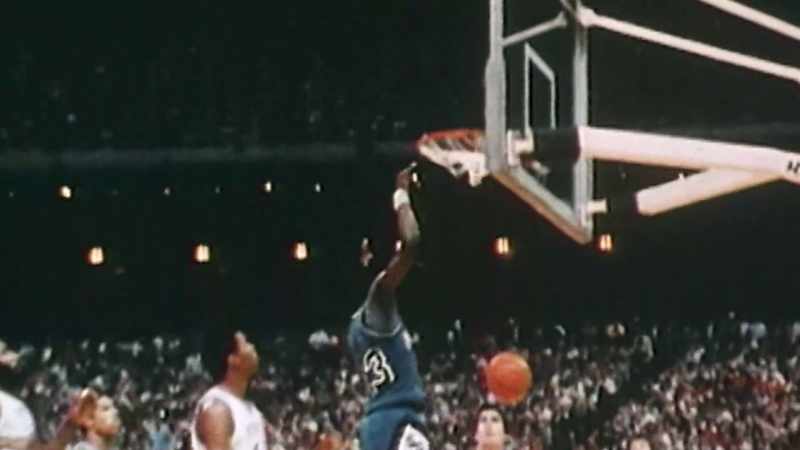 [commentator] Jordan on the... Oh! What a lay-up!