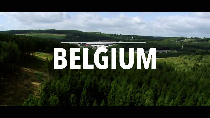 [commentator] This is the king of motor racing circuits
