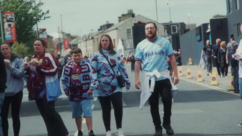 COMMENTATOR: 'Welcome to Turf Moor
