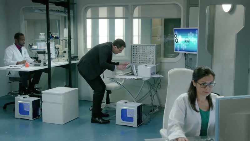 [computer beeping]