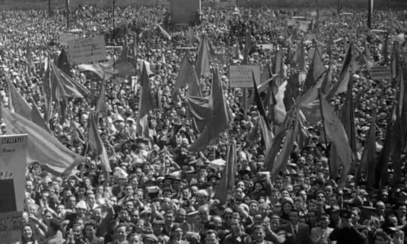 Comrades!