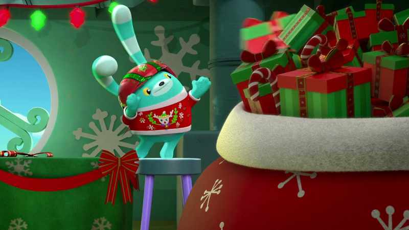 �� Cookies and carols, presents and friends ♪