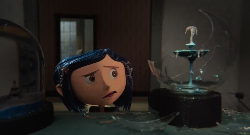 Coraline, we're home!