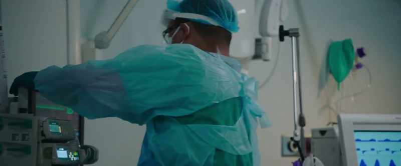 Could we, please, have someone come and look at our patient