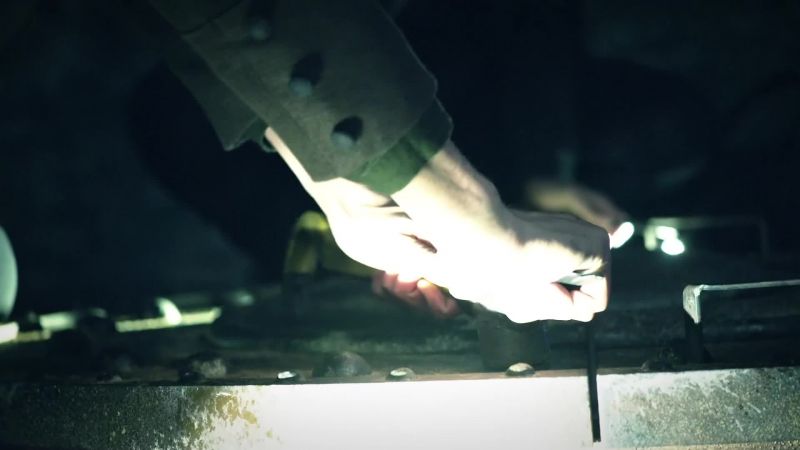 (creaking)