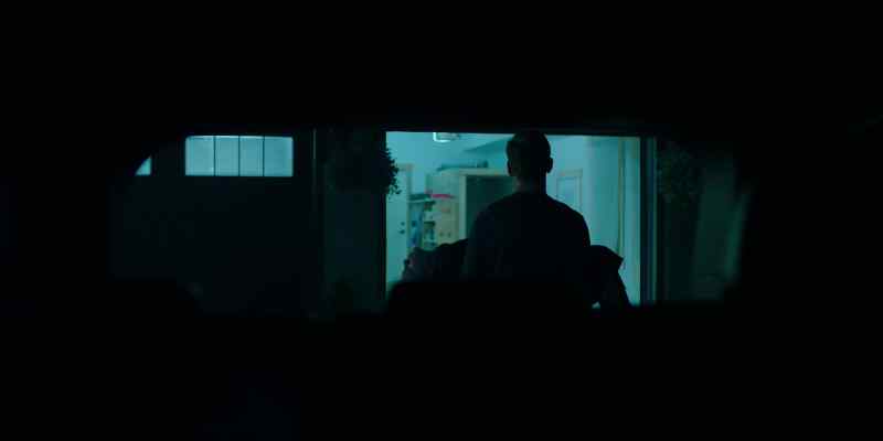 (crickets chirping)