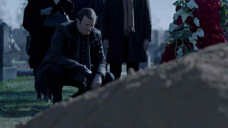 (crow cawing)