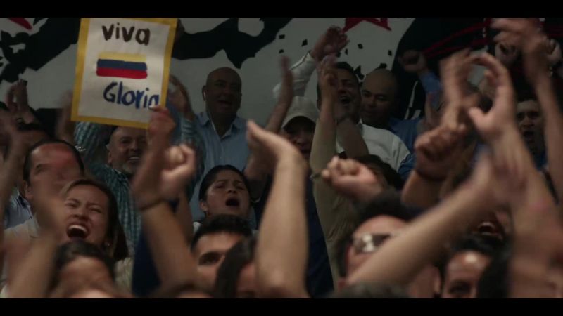 (crowd cheering)