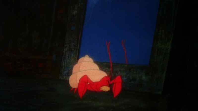 CRUSTY, THERE'S ANOTHER FISH IN HERE!