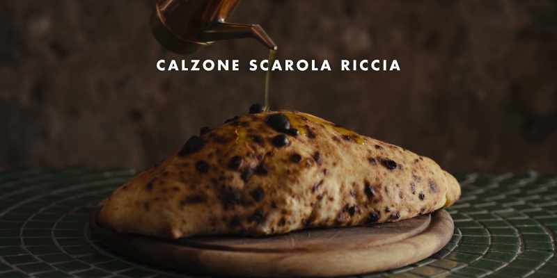 CURLY ESCAROLE CALZONE