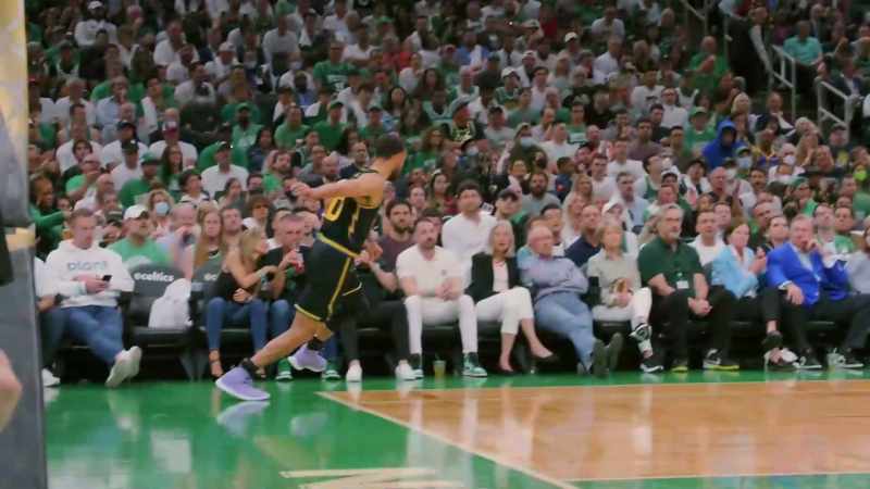 Curry… …with a beautiful move and off the glass