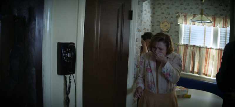 [Curt] Calm down, man. - [Mary whimpering]