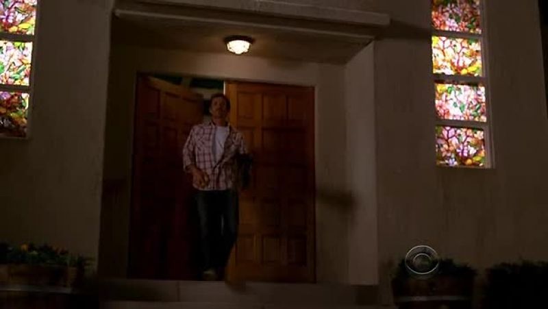 Cyrus, what are you doing?
