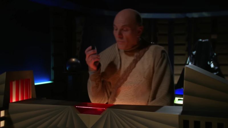 Dad, this is Sam. - What's up?
