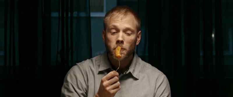 (Dad munching)
