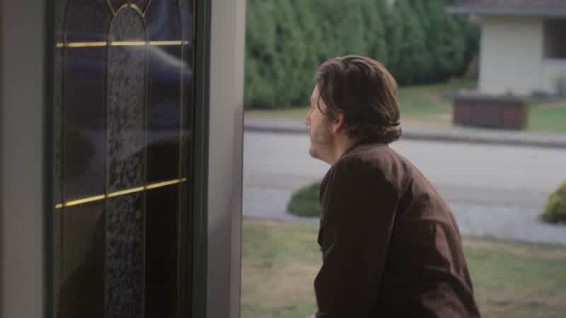 Dad? Dad?! Dad! Hey, hey! Hey -- you okay? You okay? You can't breathe?! No? Okay. Hold on, I'm gonn