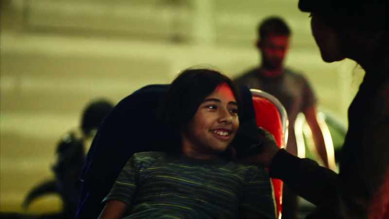 Daddy, I'm okay. (Nabahe crying)