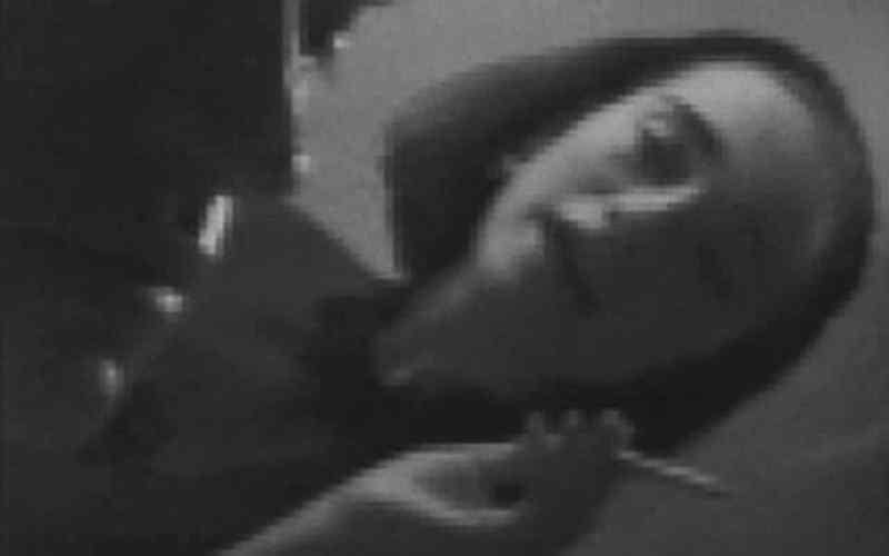 Dad's dead. Don't you feel it?