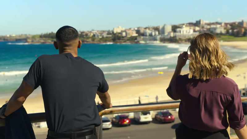 Damn! And there she is, 'Bondy' Beach