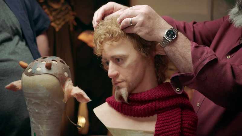 DAN: Oh, that's cool. -HOWARD: His screen-used horns