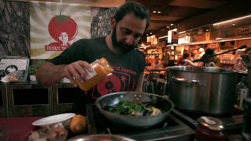 Daniele di Michele is a chef, historian and DJ