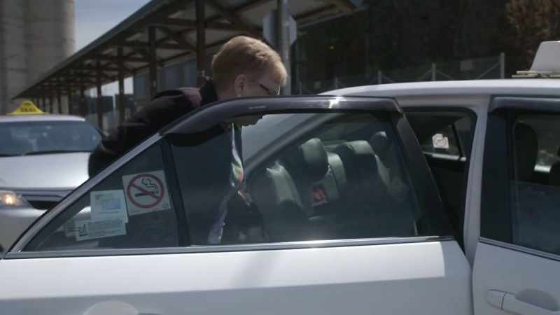 DEANE: Hi. TAXI DRIVER: How're you doing?