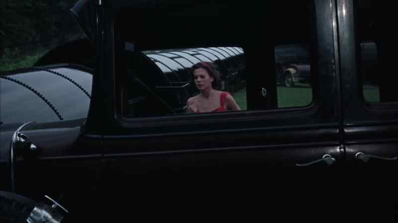Deanie, come back!