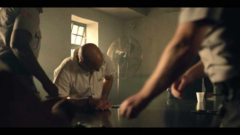 Death row prisoners are allowed no physical contact
