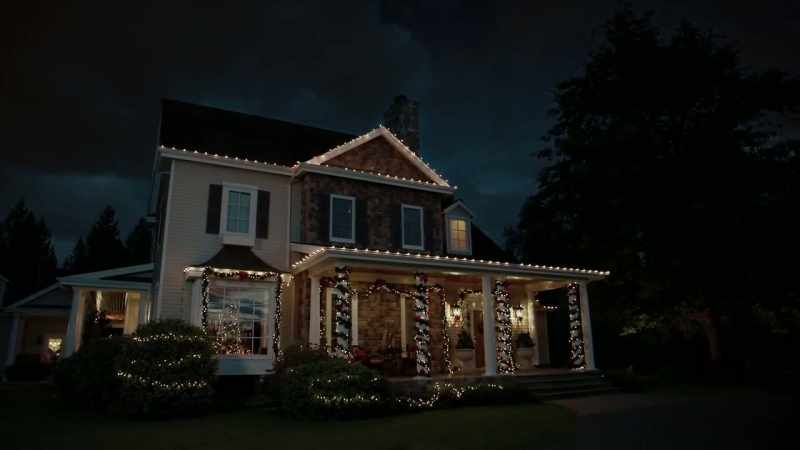 �� deck the halls with bells of holly ♪
