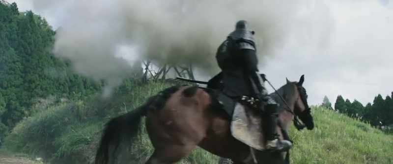 Defending below the cliff